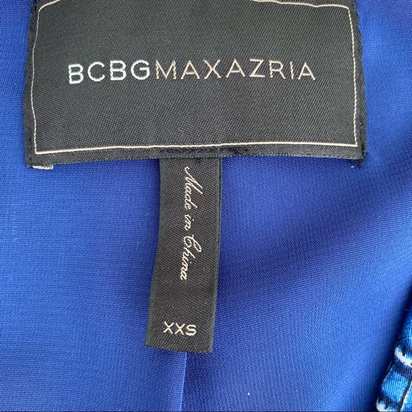 BCBG Blue Croc Printed Fitted Blazer - Picture 6 of 9